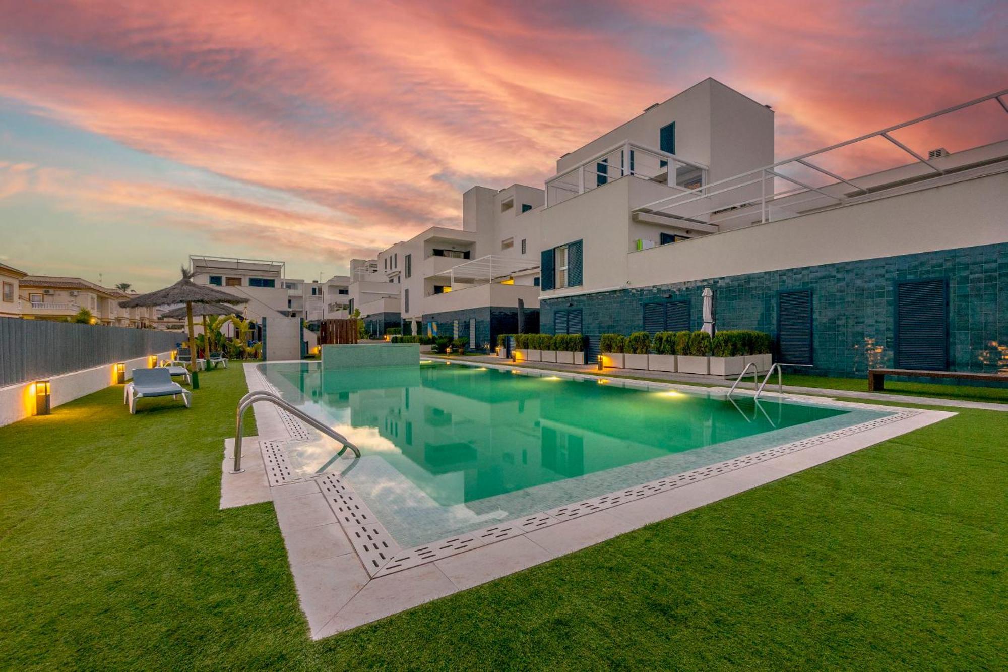 Turquesa Del Mar - Sun & Beach & Golf & Bike - Large Terrace Ground-Floor Spanish Apartment Dehesa de Campoamor  المظهر الخارجي الصورة