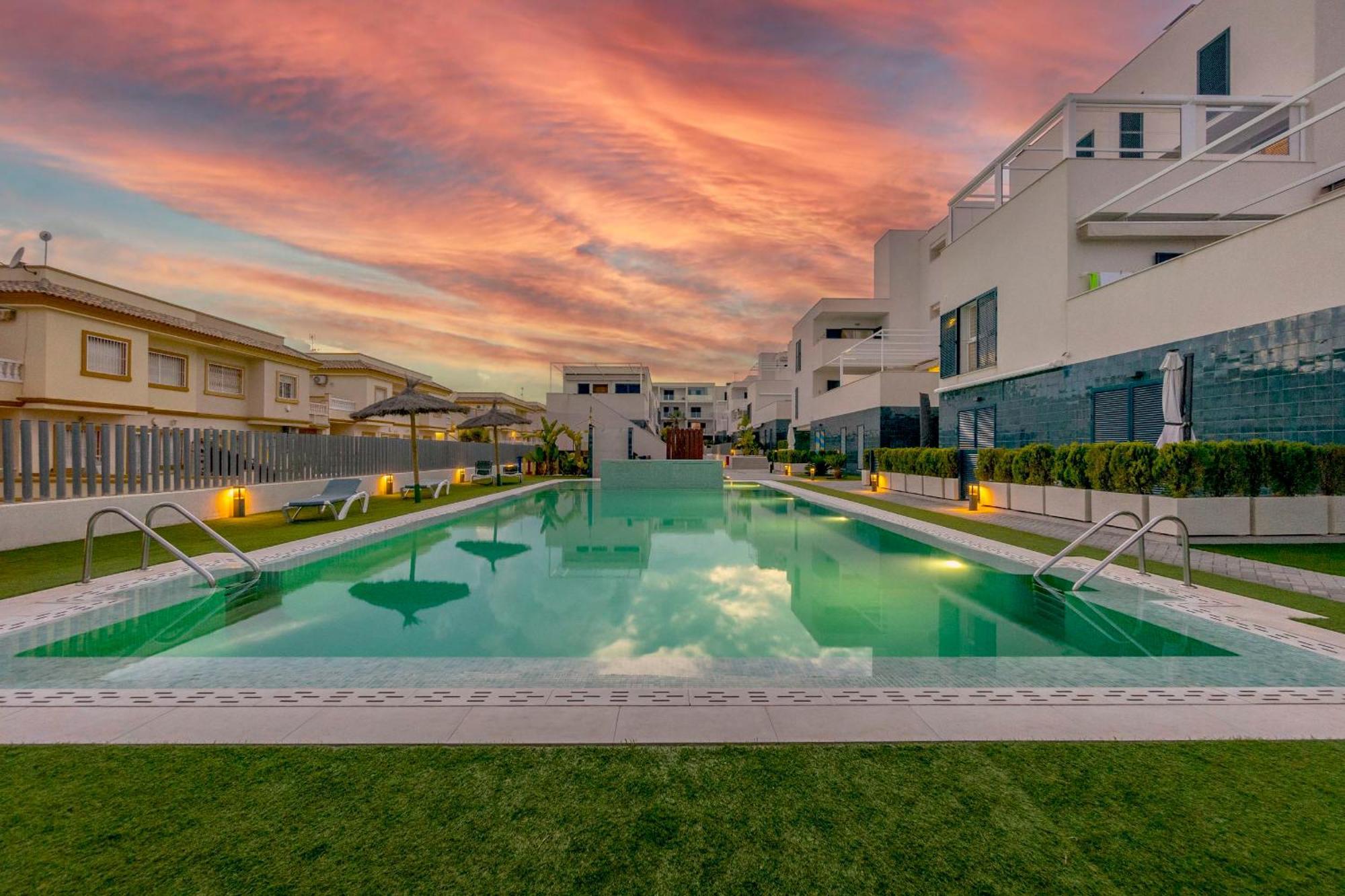Turquesa Del Mar - Sun & Beach & Golf & Bike - Large Terrace Ground-Floor Spanish Apartment Dehesa de Campoamor  المظهر الخارجي الصورة
